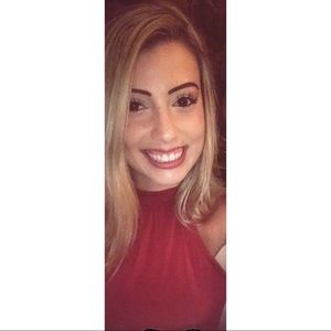 Meet your Posher, Briana